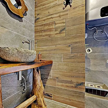 Charming In The Heart Of 公寓